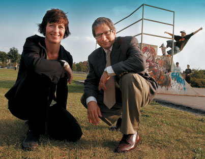 Paul Yachnin, head of the Making Publics research project, with collaborator Bronwen Wilson, Director of Graduate Studies in Art History, at a Montreal skateboarding park