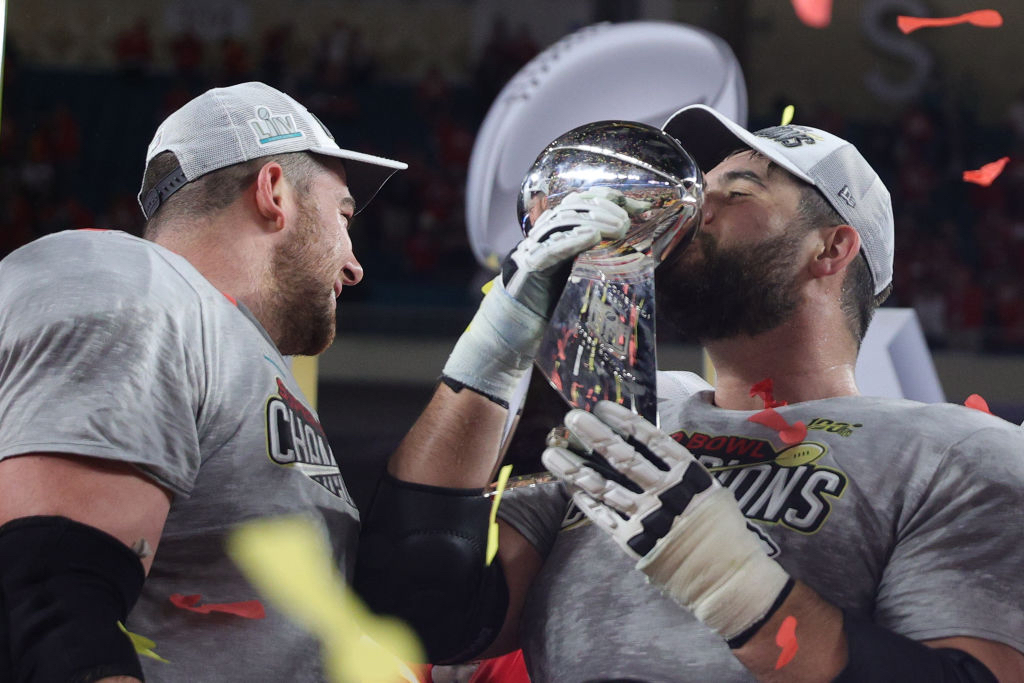 Kansas City Chiefs' Laurent Duvernay-Tardif opts out of NFL season