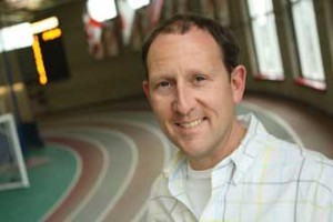 Gordon Bloom, director of the McGill Sport Psychology Research Laboratory. is helping Canadian athletes gain a mental edge for the 2010 Winter Olympics. / Photo: Owen Egan