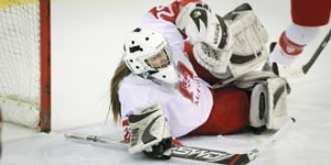 Andrea Weckman earned her first shutout in McGill's 3-0 defeat of Concordia last Saturday. / Photo: Andre Dobrowolskyj