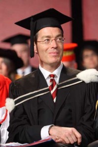 Nicholas Kasirer presides over the Facilty of Law's Spring 2009 Convocation Ceremony, his last as Dean. / Photo: Claudio Calligaris