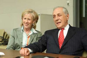 Philanthropists Rosalind and Morris Goodman at the 2008 inauguration of the McGill Life Sciences Complex. / Photo: Owen Egan